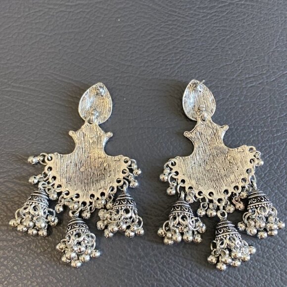 Silver Tone Bohemian Dangling Earrings - Picture 3 of 3